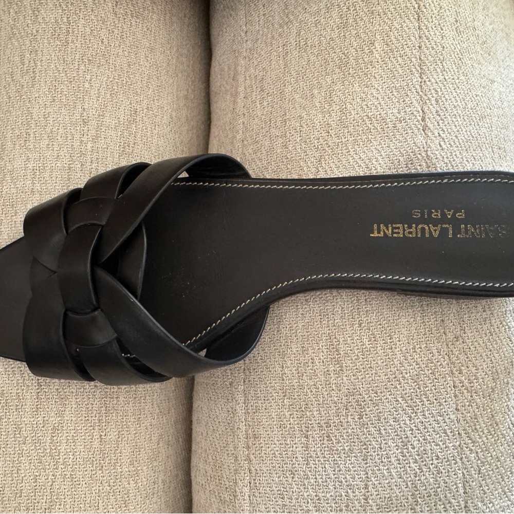 Yves Saint Laurent Nero Sandals - Picture 2 of 3